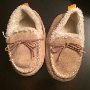 Skidders Moccasins- 18 months- Great for wide feet